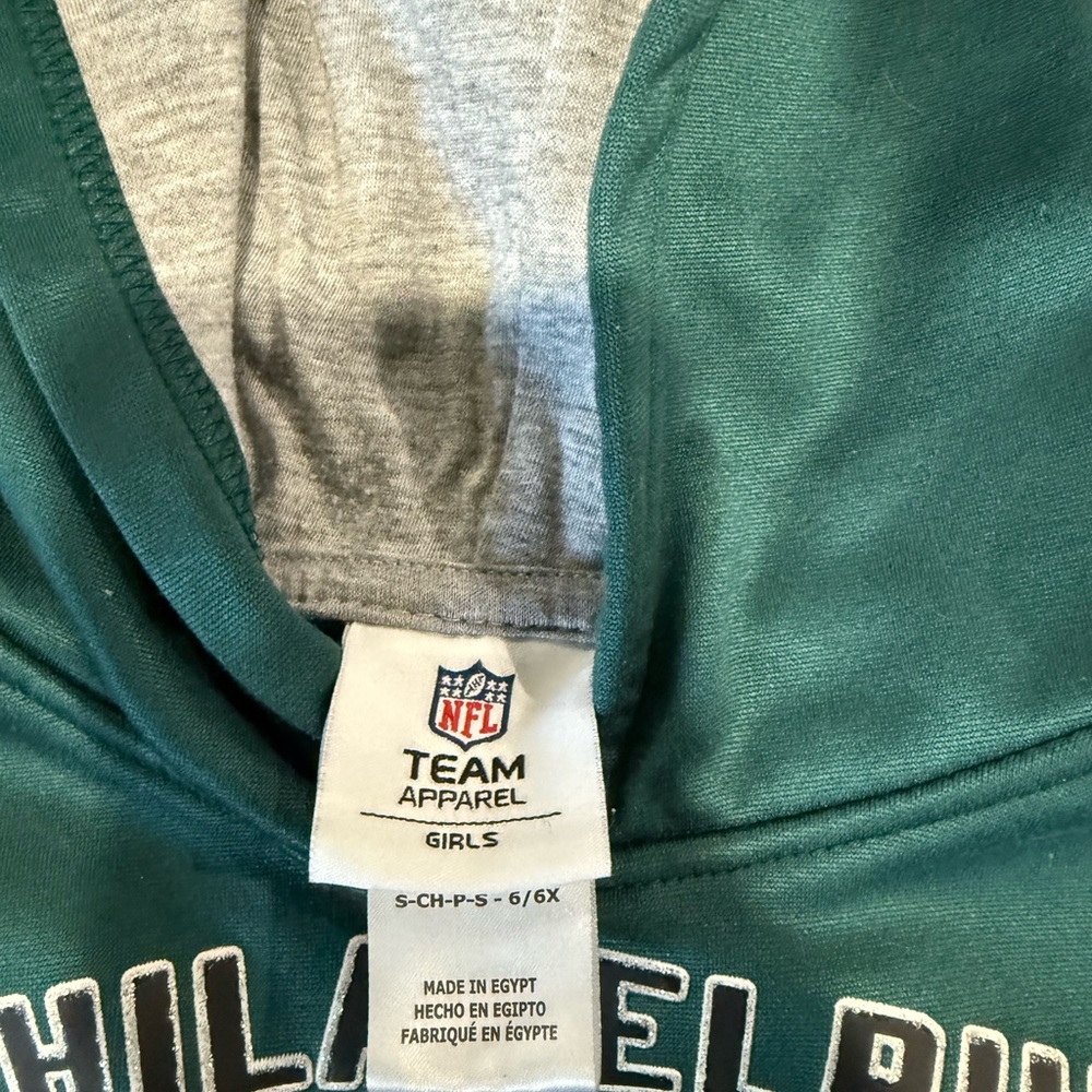 NFL Team Apparel Girls Glitter Philadelphia Eagles Sweatshirt - Picture 4 of 4
